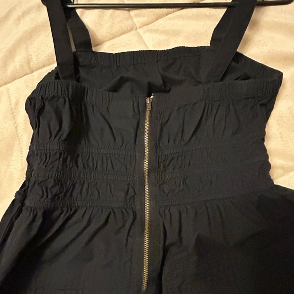 Universal Threads Black Jumper/Romper - Picture 4 of 13